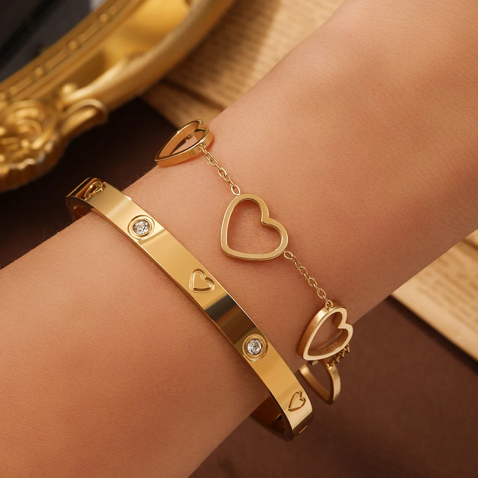 French Clover Bracelet Set